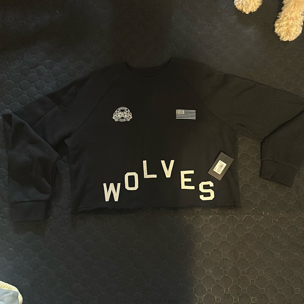 Darc Sport Black Cropped 'WOLVES' Sweatshirt NWOT